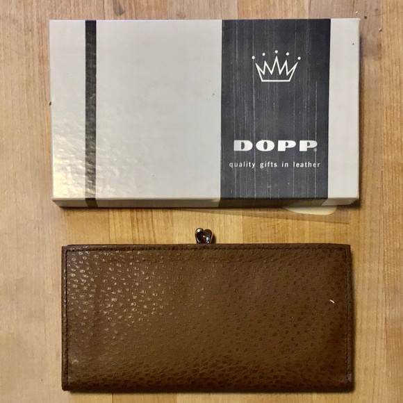 Vintage Dopp Wallet - Picture 3 of 3